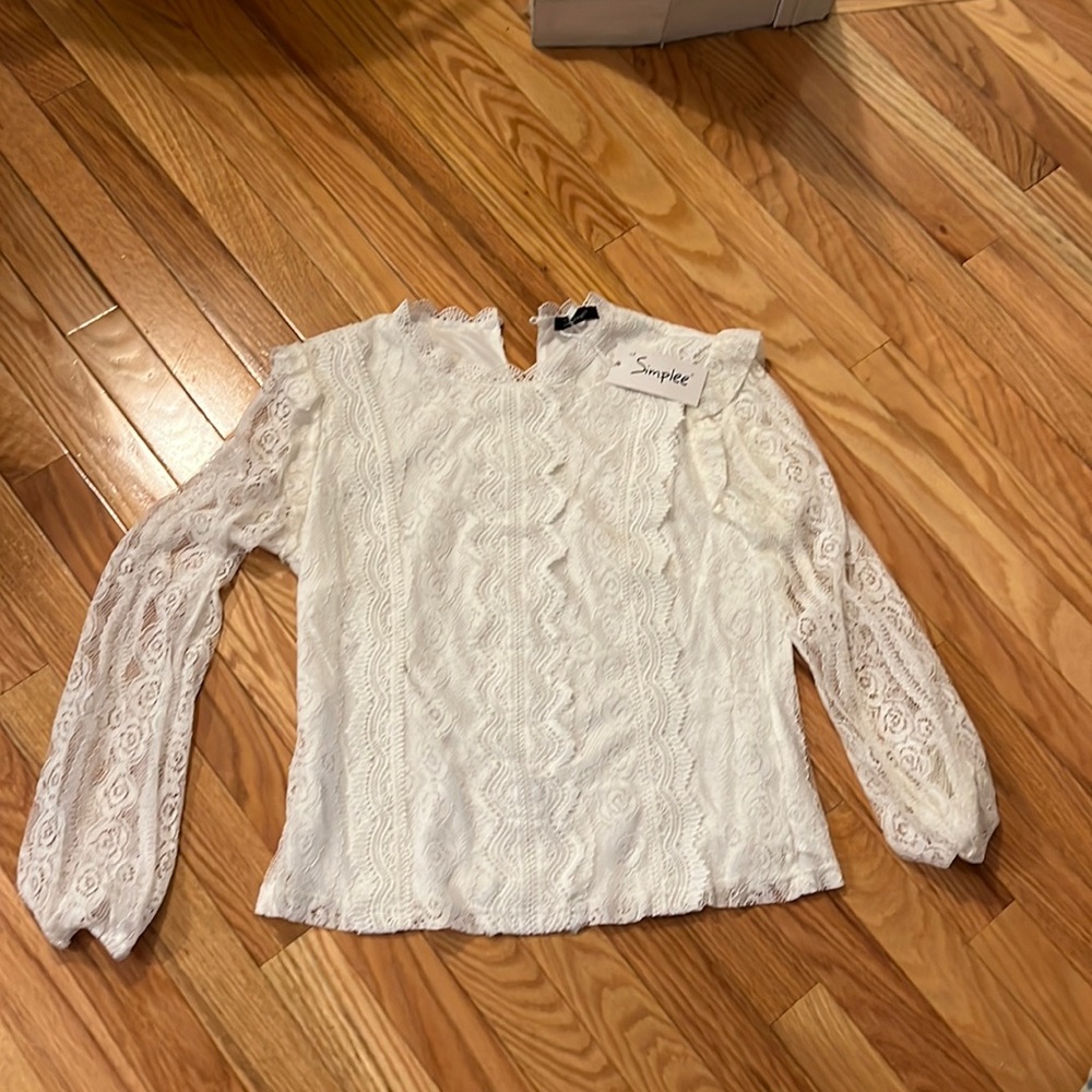 NWT lace top